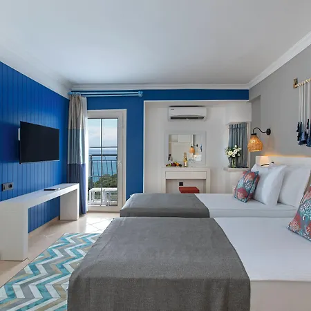 Bodrum By Ihg Hotel 4*